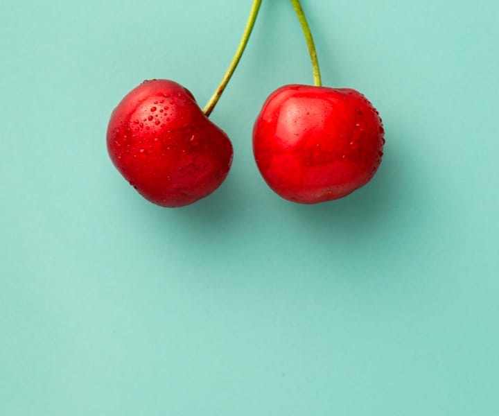 2 cherries on a stem